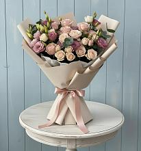 Букет цветов из:  Розы и Лизиантусы в Желябино