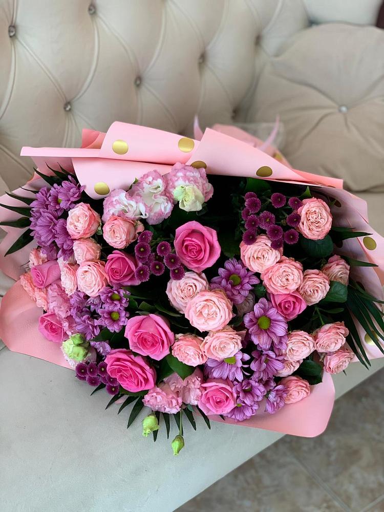 Букет цветов из: Хризантемы, Розы и Лизиантусы в Желябино