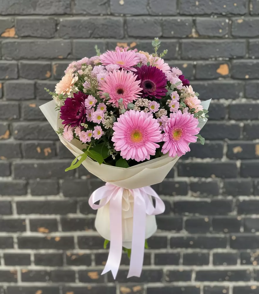 Букет цветов из: Герберы и Хризантемы в Желябино