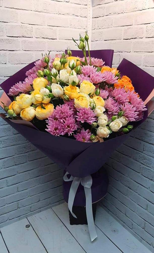 Букет цветов из: Хризантемы и Розы в Желябино