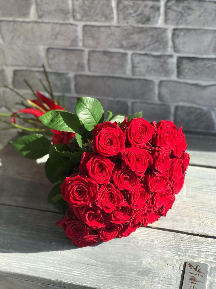 Букет Красные розы Фридом в Желябино