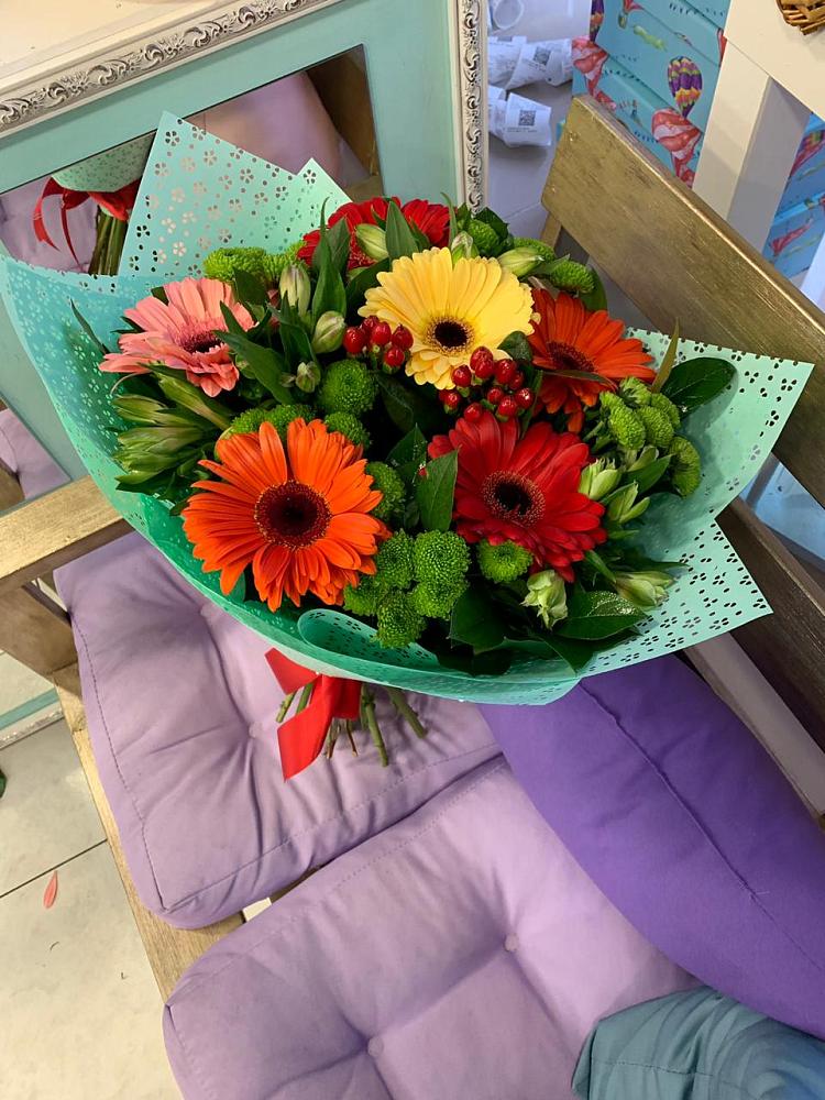 Букет цветов из: Герберы, Хризантемы и Альстромерии в Желябино