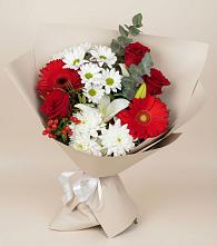 Букет цветов из:  Розы, Хризантемы, Герберы и Лилии в Желябино