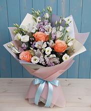 Букет цветов из:  Лизиантусы, Розы, Альстромерии и Гипсофила в Желябино