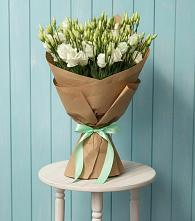 Букет цветов из:  Лизиантусы в Желябино