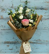 Букет цветов из:  Розы и Лизиантусы в Желябино